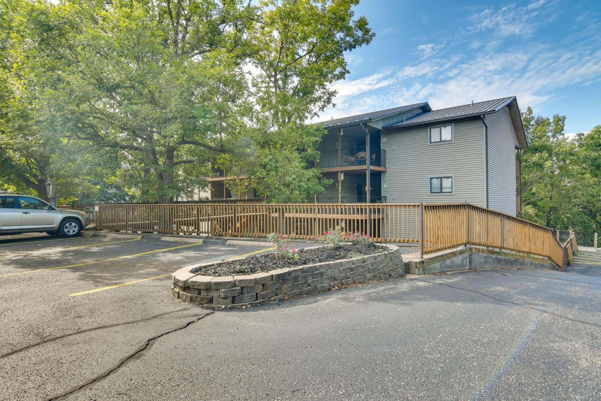 Branson West Condo Balcony, Central Location Bagian luar foto